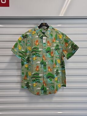 Pokèmon Nature Tonal Allover Print Woven Button Up Unisex Large NWT (M2)